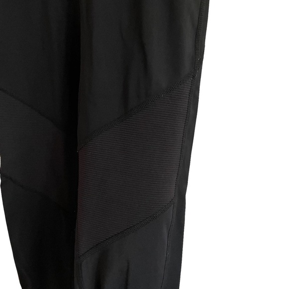 Zyia Active Black Momentum Brilliant Hi-Rise 7/8 Leggings, Ribbed Panels, Size 2 - Picture 5 of 9